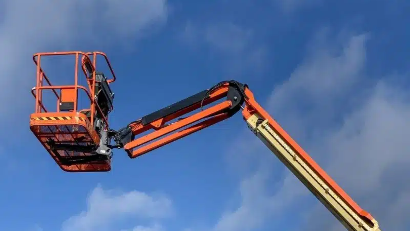 nacelle-elevatrice.jpg